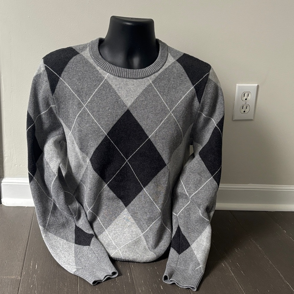 Tommy Hilfiger Gray and Black Argyle Crewneck Sweater